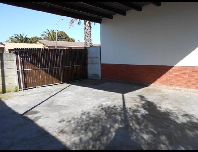 3 BEDROOM PROPERTY TO RENT IN JOUBERT PARK